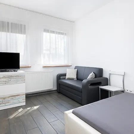 Homestay Cos Innego - 150 Metrow Do Plazy *