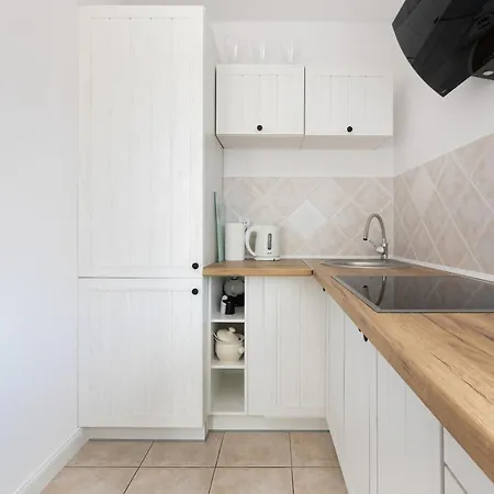 Cos Innego - 150 Metrow Do Plazy Homestay Dziwnowek