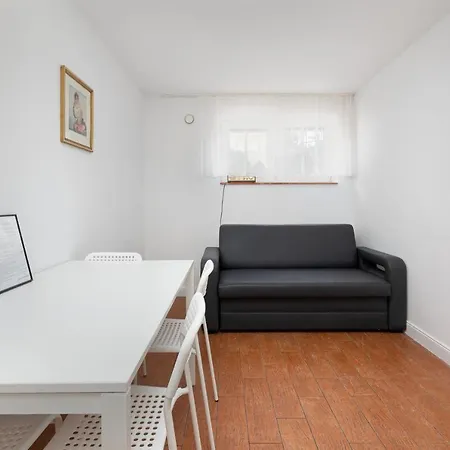 Homestay Cos Innego - 150 Metrow Do Plazy