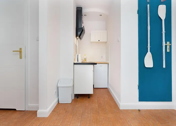 Cos Innego - 150 Metrow Do Plazy