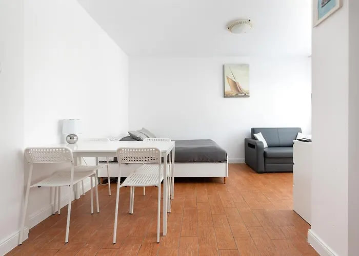 Cos Innego - 150 Metrow Do Plazy Dziwnówek