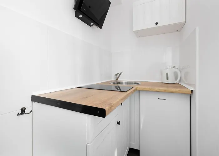 Cos Innego - 150 Metrow Do Plazy * Dziwnówek