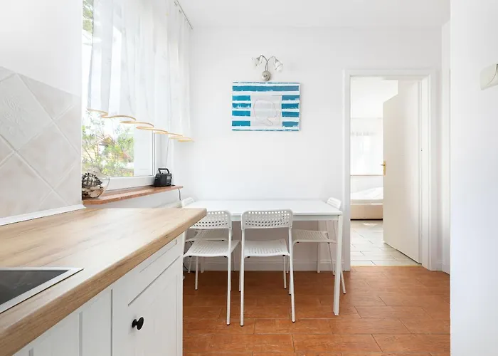 Séjour chez l'habitant Cos Innego - 150 Metrow Do Plazy Dziwnówek